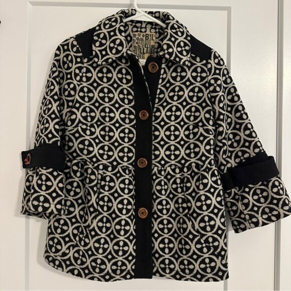 Billabong Black and Cream Patterned Jacket Size Small Women’s - Picture 1 of 9